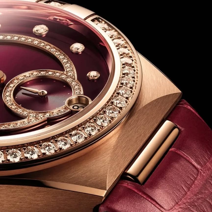 ساعة الألماس الملكية السويسرية