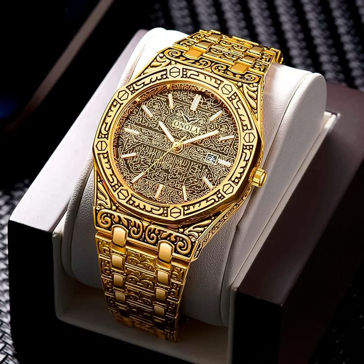 ساعة الحرم المكي بتصميم يجسد الهوية العربية الاسلامية